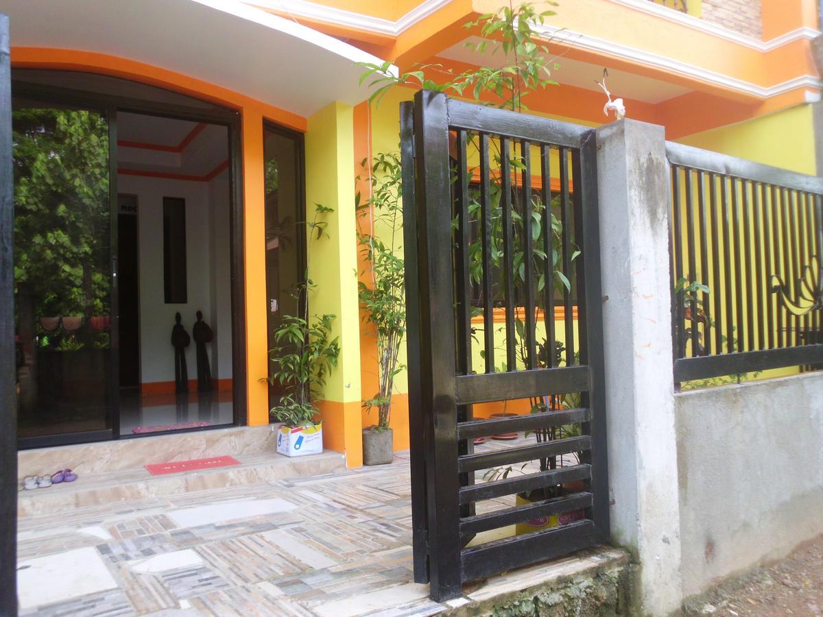 Lan Bless Pension House Coron Exterior foto