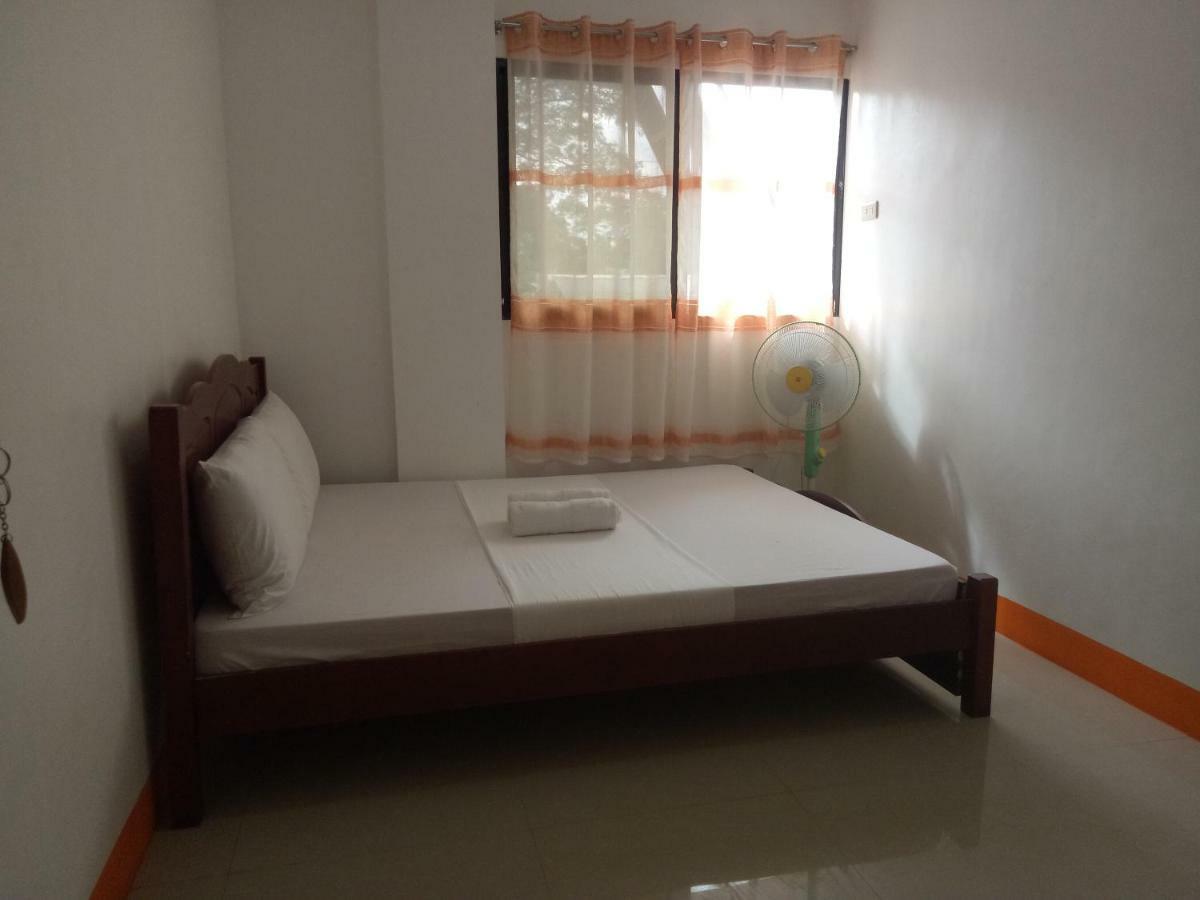 Lan Bless Pension House Coron Exterior foto